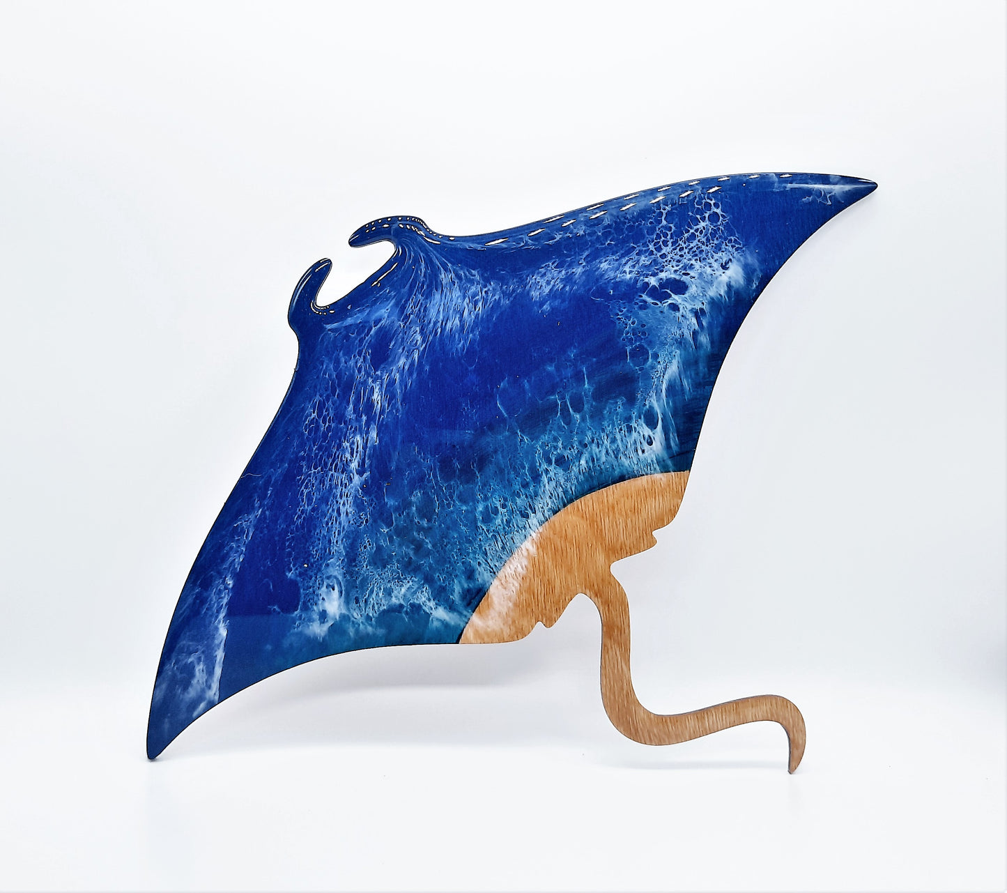 Resin & Wood Seascape Mantaray