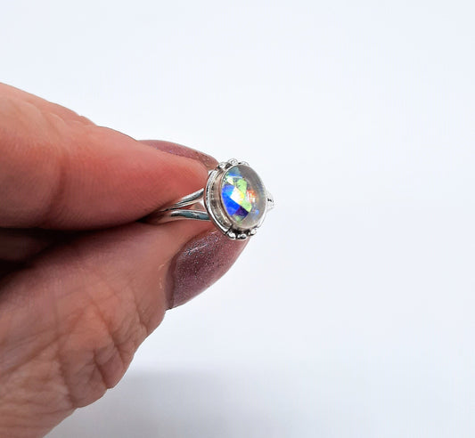 Handcrafted / Handmade Intricate Oval Design 925 Sterling Silver Iridescent Aurora Borealis Ring, Sealed with a Resin Dome