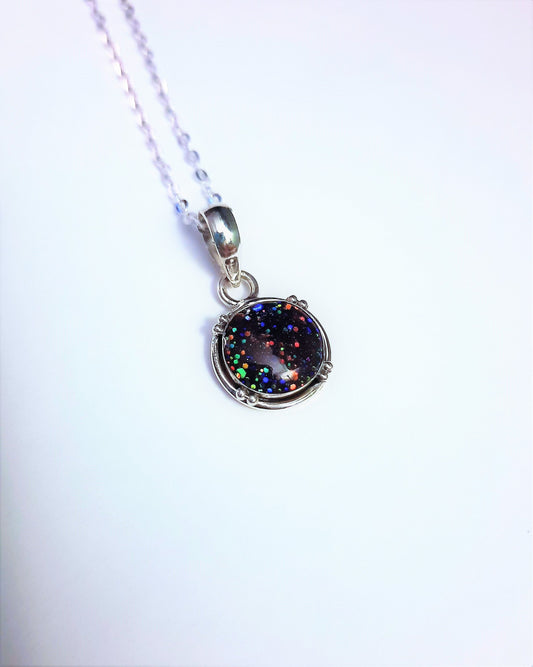 Handmade Purple Sparkle Resin Pendant Necklace / Made with Resin, Mica, Glitter, Holographic Powder and 925 Sterling Silver