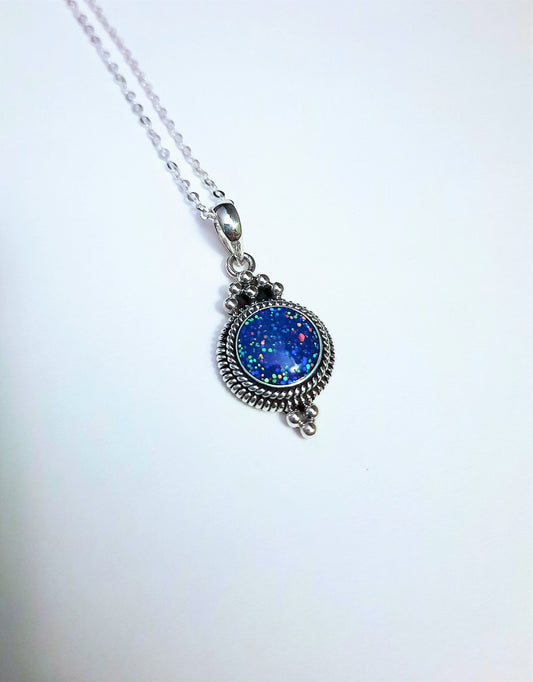Handmade Dark Blue Sparkle Resin Pendant Necklace / Made with Resin, Mica, Glitter, Holographic Powder and 925 Sterling Silver