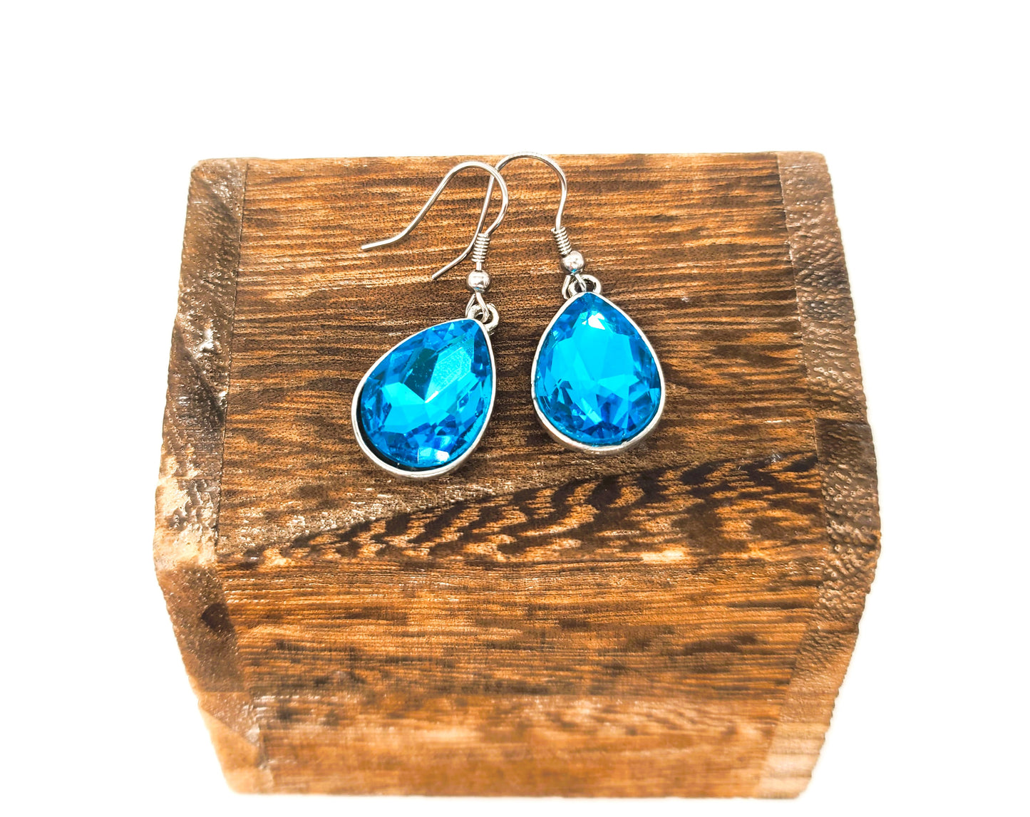 Multifaceted Blue Teardrop Earrings