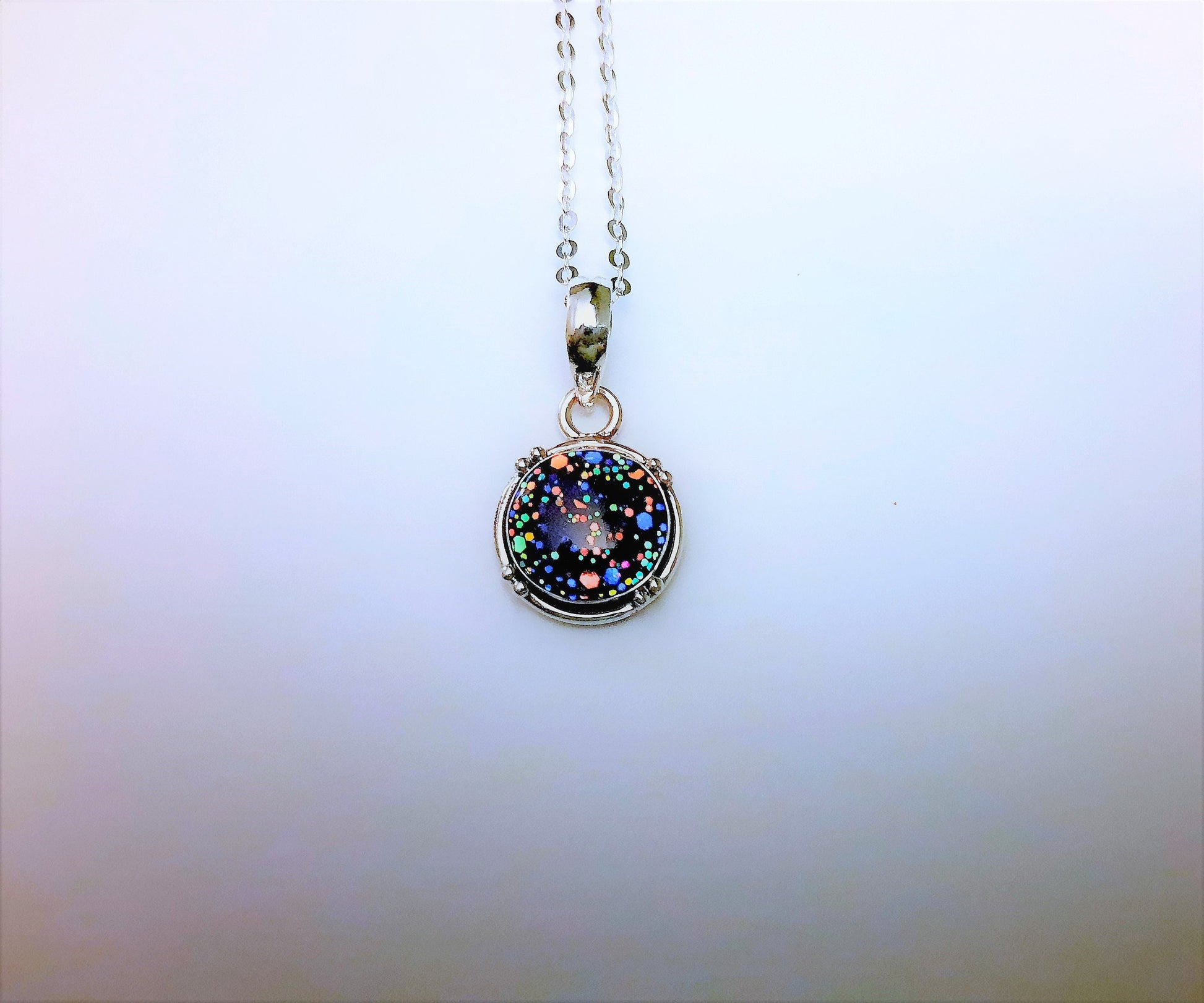 Handmade Purple Sparkle Resin Pendant Necklace / Made with Resin, Mica, Glitter, Holographic Powder and 925 Sterling Silver