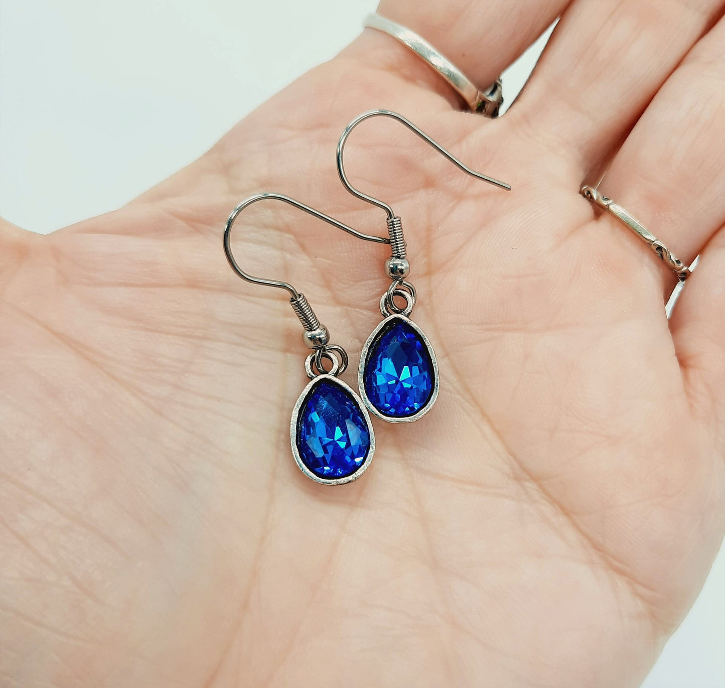 Handcrafted / Handmade Dark Blue Gemstone Multifaceted Teardrop Jewel Dangle Earrings / Made with Hypoallergenic Stainless Steel Ear Hooks