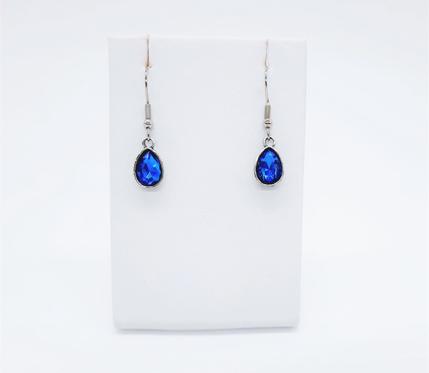 Handcrafted / Handmade Dark Blue Gemstone Multifaceted Teardrop Jewel Dangle Earrings / Made with Hypoallergenic Stainless Steel Ear Hooks