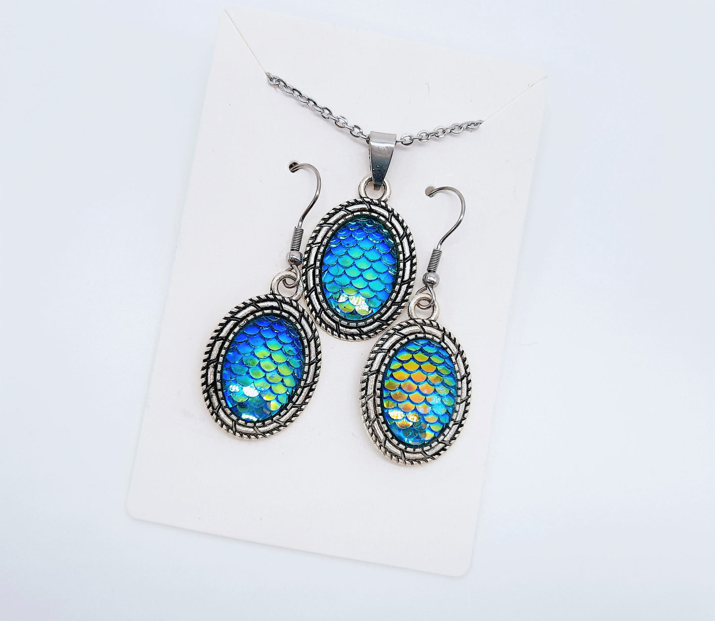 Blue Iridescent Oval Mermaid Scale / Dragon Scale / Fish Scale Jewelry Set / Antique Tibetan Look / Dangle Earrings and Pendant Necklace Set