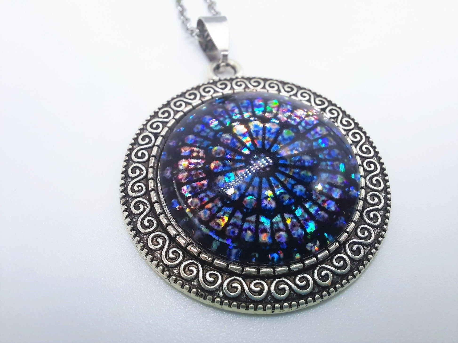 Handcrafted Glitter Mandala Pattern Design - Glass Cabochon Stainless Steel - Tibetan Style or Plain Pendant Necklace - Alloy, Silver Plated