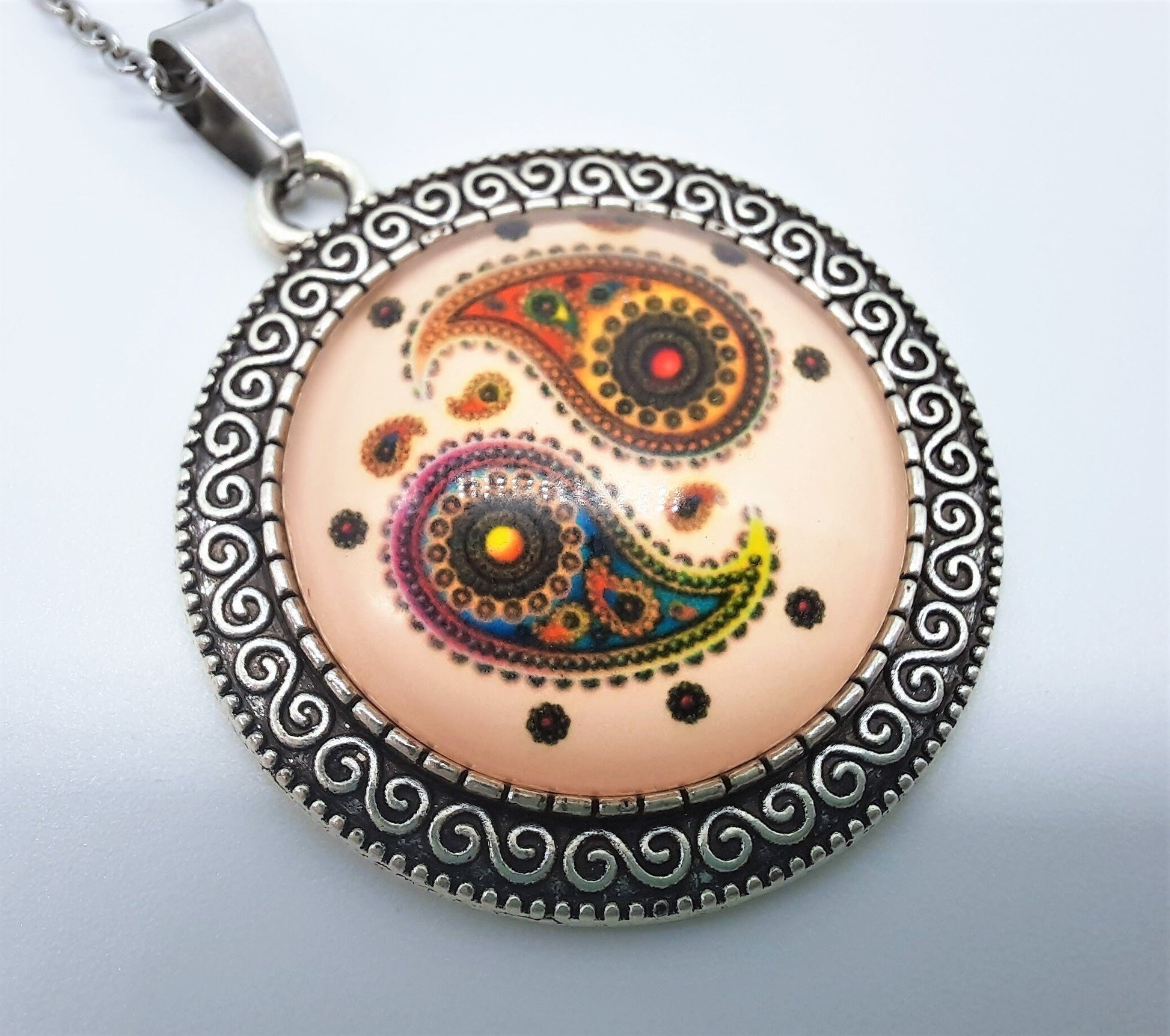 Paisley Glass Cabochon and Metal Pendant Necklace