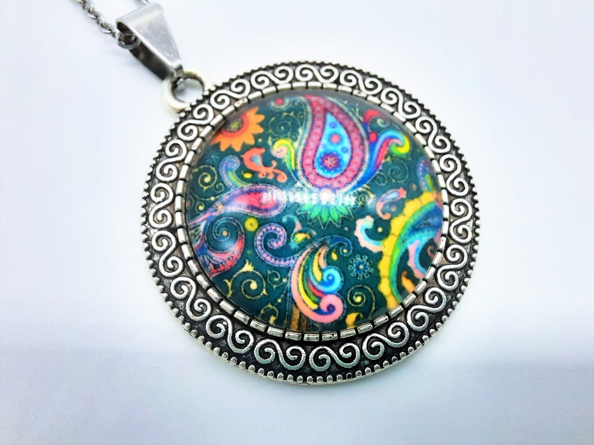 Paisley Glass Cabochon and Metal Pendant Necklace