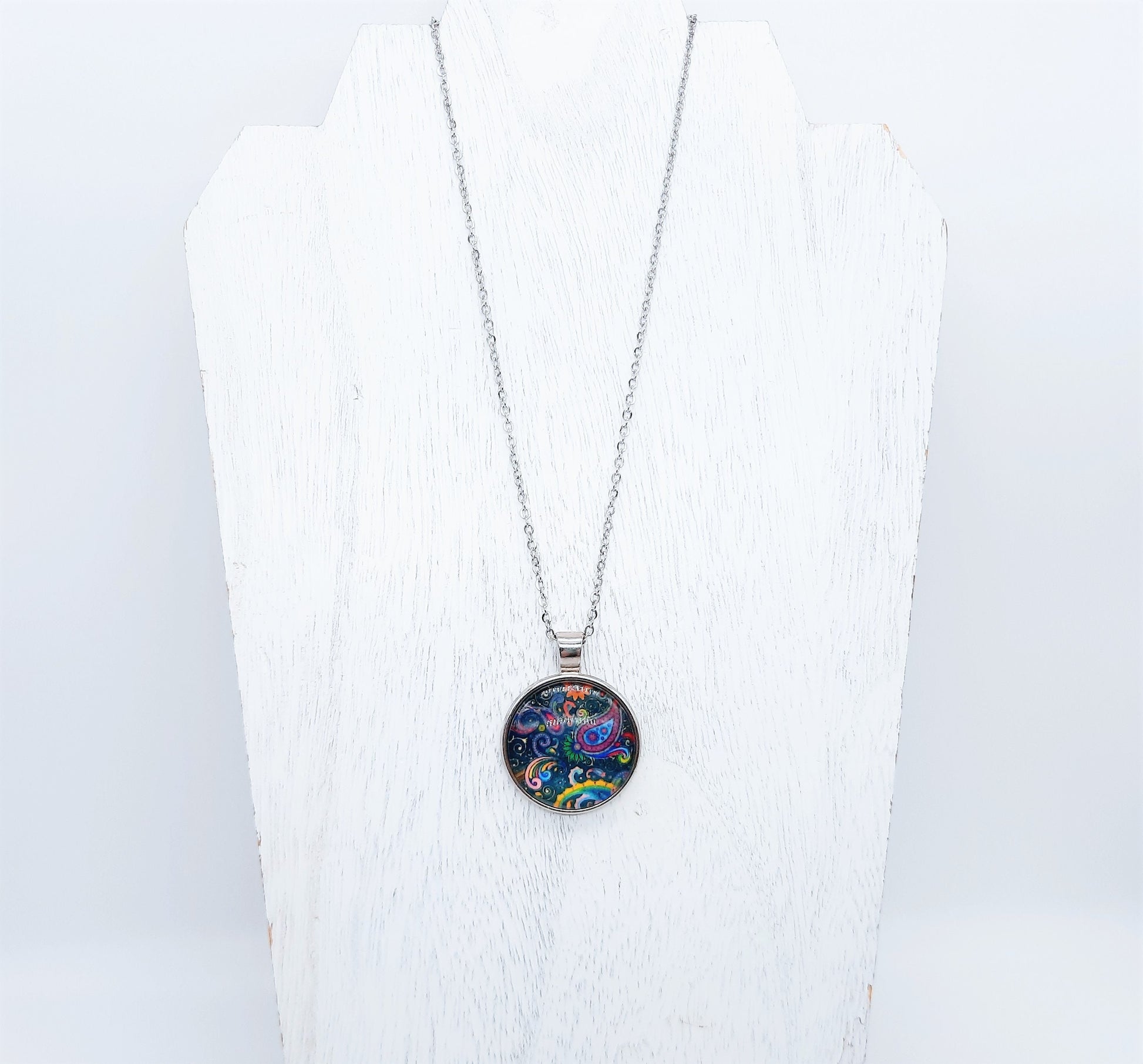 Paisley Glass Cabochon and Metal Pendant Necklace