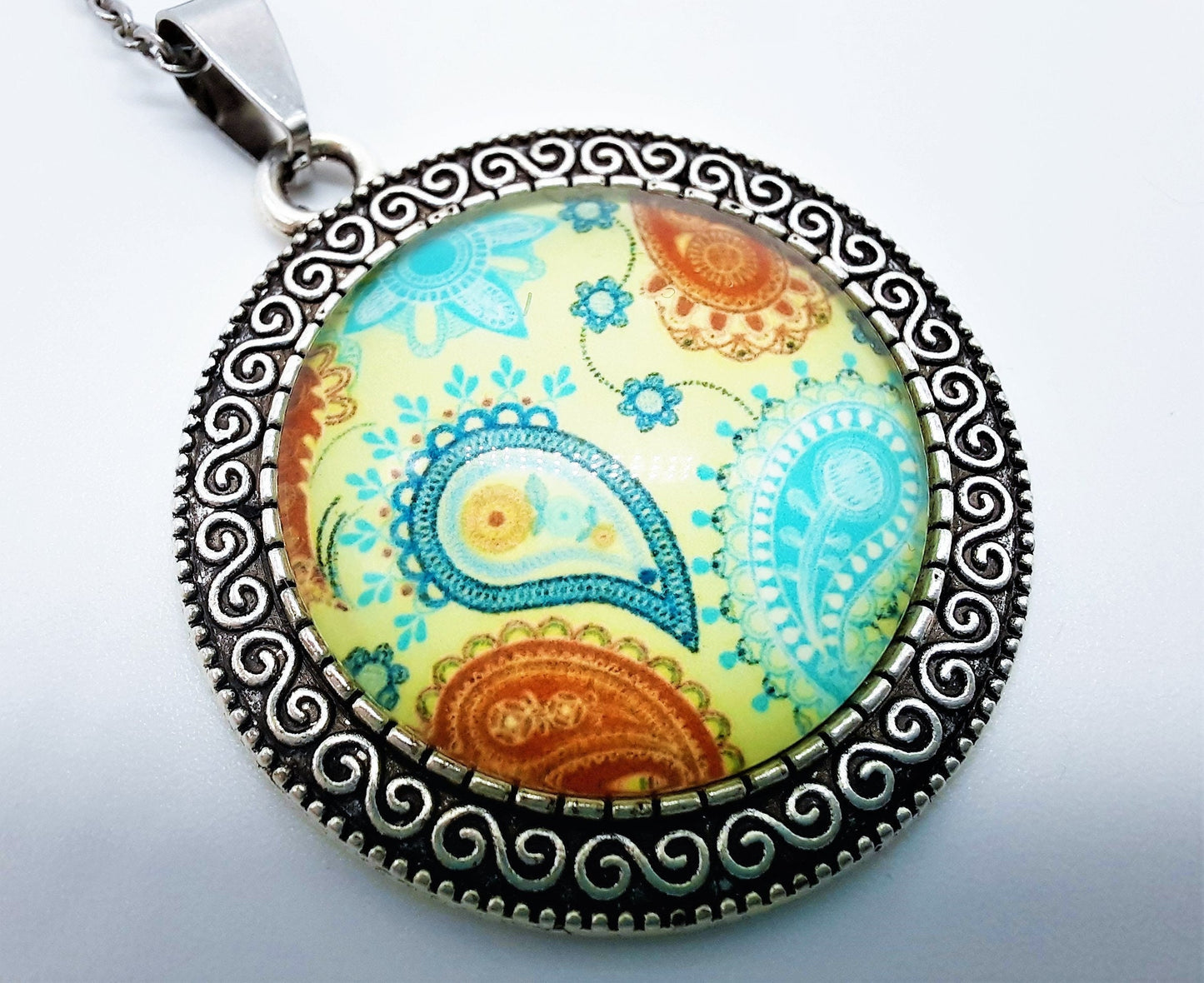 Paisley Glass Cabochon and Metal Pendant Necklace